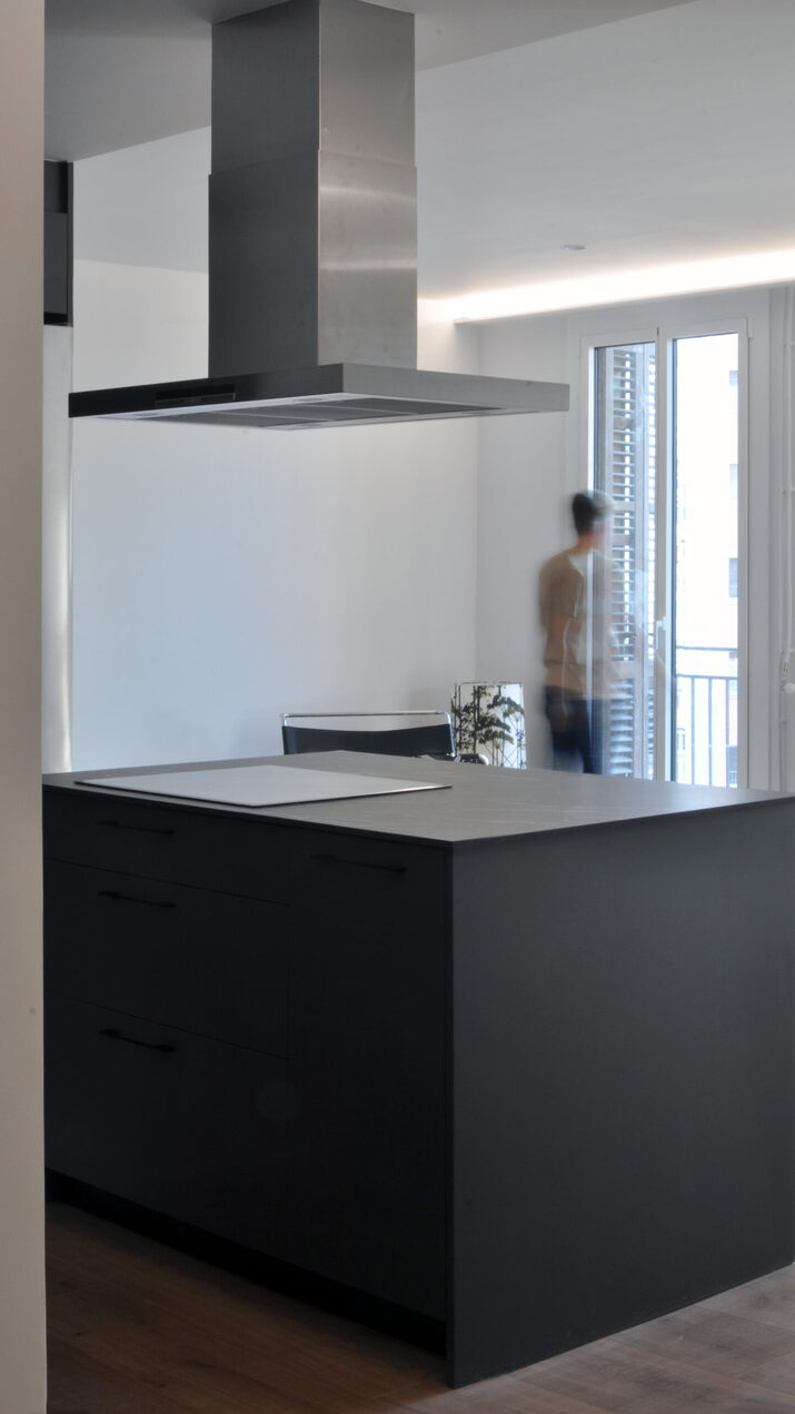 Reforma de una vivienda en la calle Comte Urgell