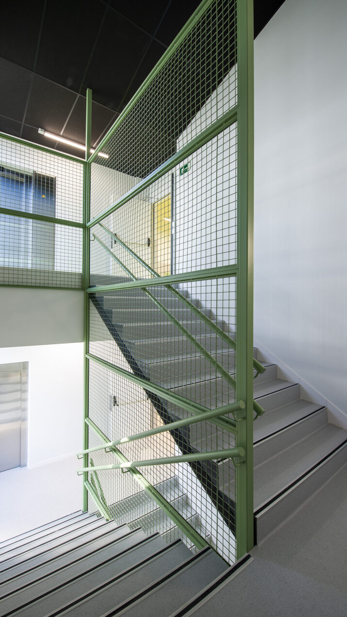 Edifici universitari i llar d'infants FUB4, a Manresa