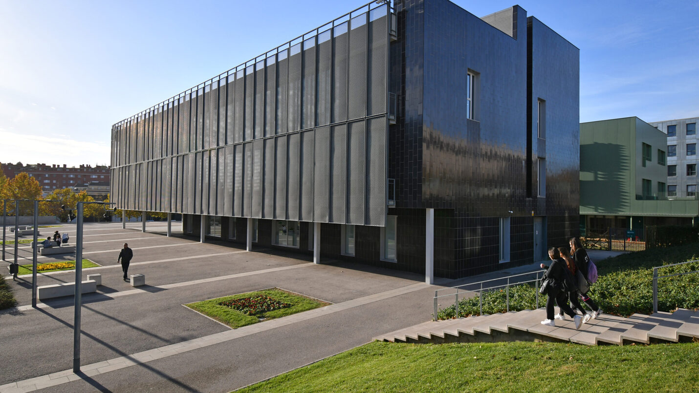 CU+ University Clinic, in Manresa