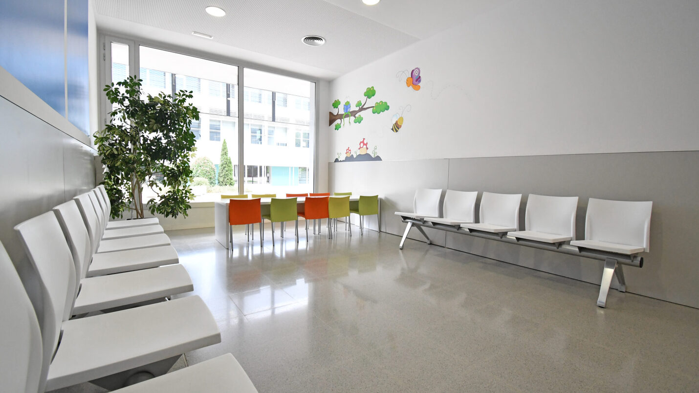 CU+ University Clinic, in Manresa