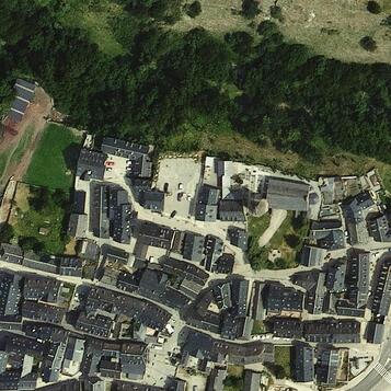 Edifici plurifamiliar per a 4 habitatges i aparcament a la Plaça dera Pica, a Salardú