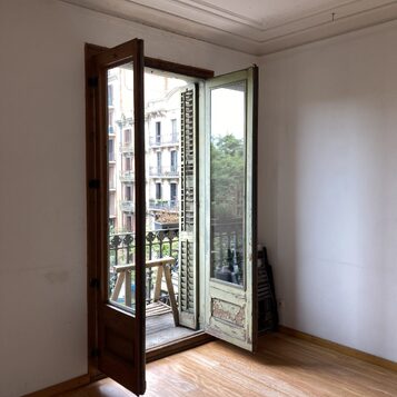 Reforma de l’habitatge 2102 situat al Pla de Palau, a Barcelona