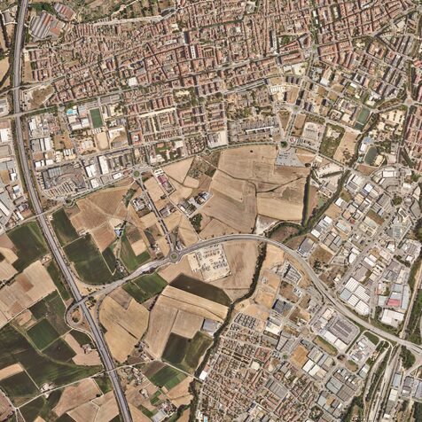 Avanç de Pla Parcial i divisió en subsectors de les zones de desenvolupament urbà d’activitat productiva i mixta «Camí dels Carlins – Avinguda la Pau», a Vilablareix i Salt