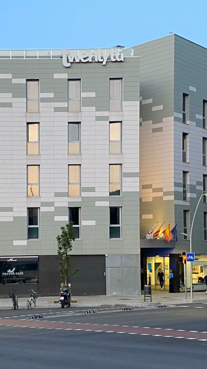 Twentytú Hi-Tech hostel en 22@, en Barcelona