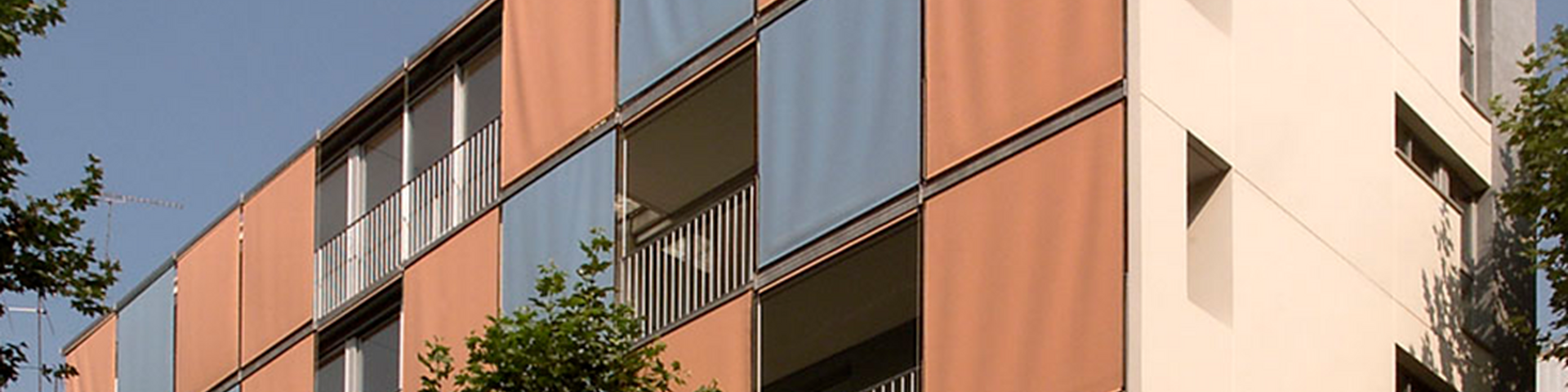 Multifamily Residential Building with 14 Housing Units located on Roger Street, Barcelona