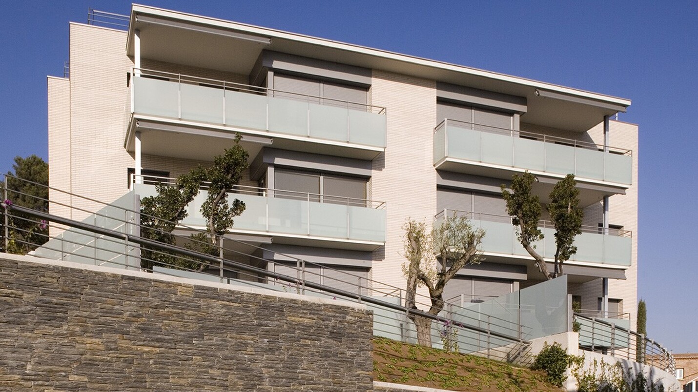 22 housing units on Navata Street, in Barcelona