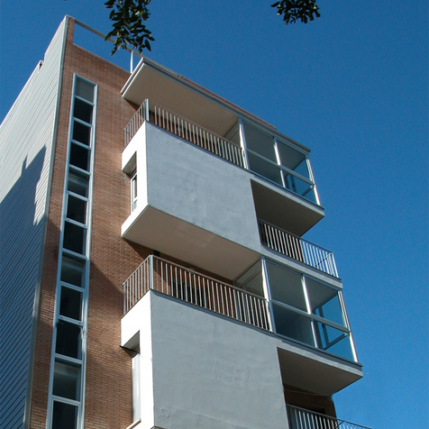 Edificio plurifamiliar de 9 viviendas en el Parque de Vallparadís, en Terrassa