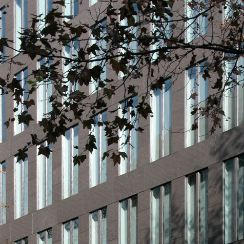 Proyecto ejecutivo de un edificio docente para la Escuela de Administración de Empresas de Barcelona ubicada en la calle Aragón, en Barcelona