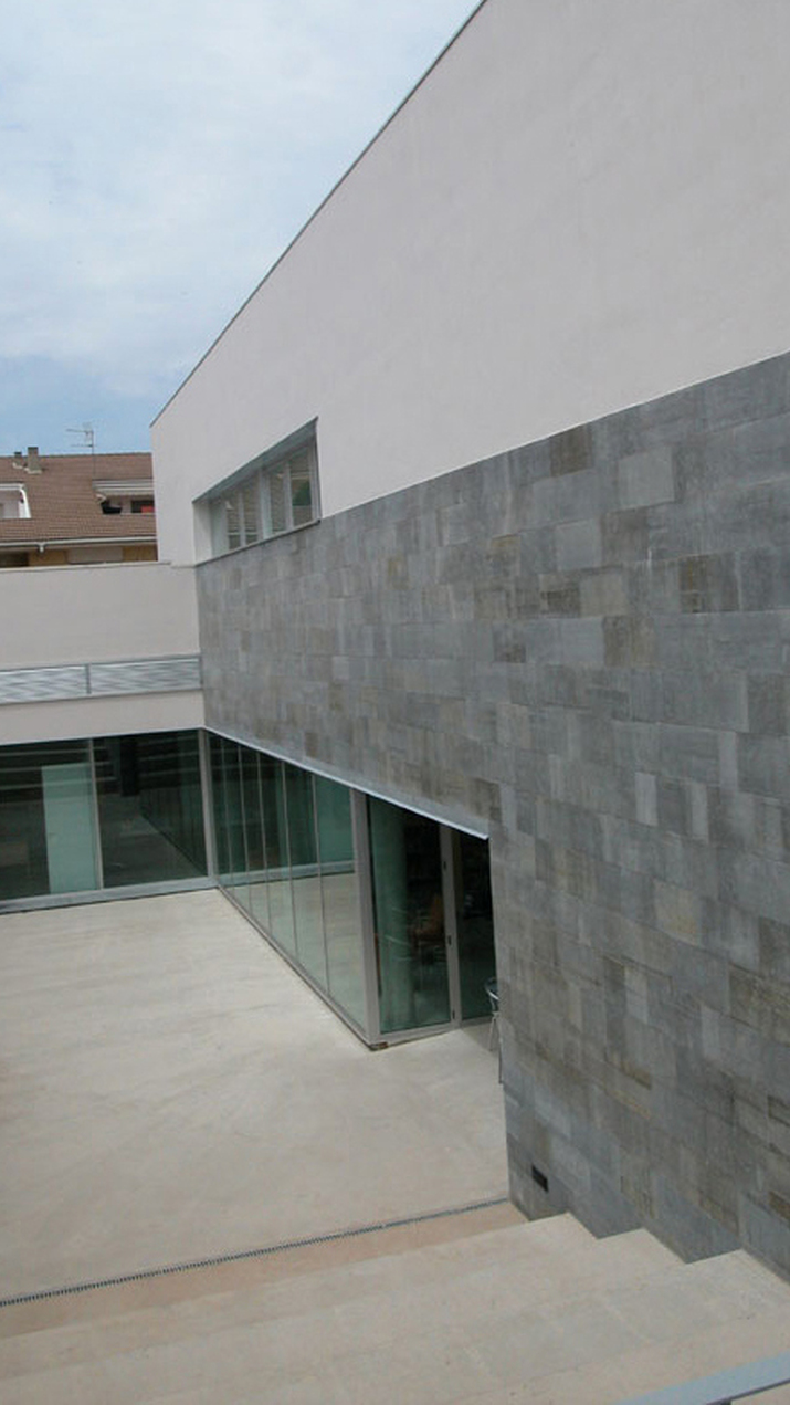 CAP and Municipal Library, in Santpedor