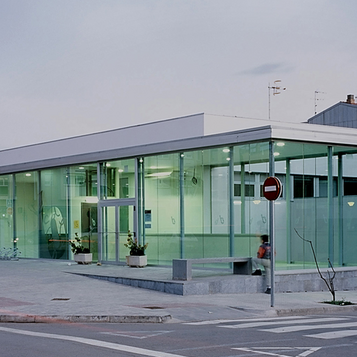 Centro de Atención Primaria y Biblioteca Municipal, en Santpedor